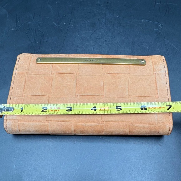 FOSSIL Camel Leather Wallet Liza Slim Bifold Weave Design 7x4 Unused Interior - Picture 7 of 8